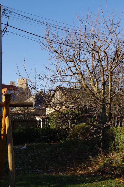 Devenyi Vendeghaz Apartment Csesznek Bagian luar foto